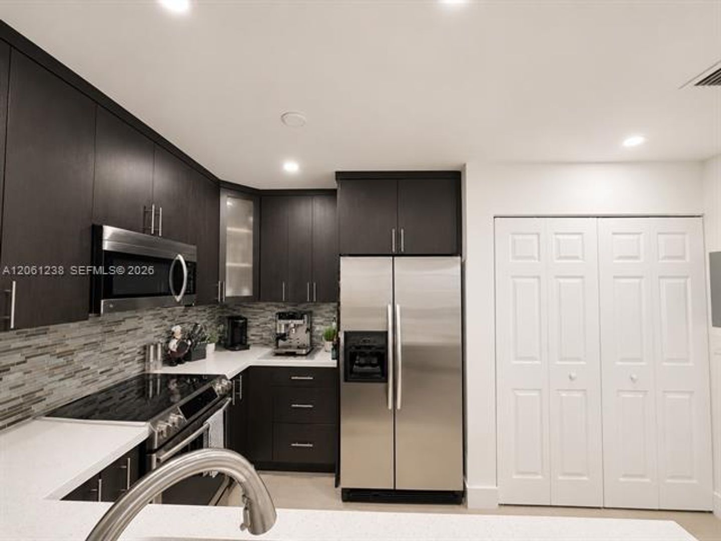 Miramar Townhome: 12610 SW 54th St th 12610