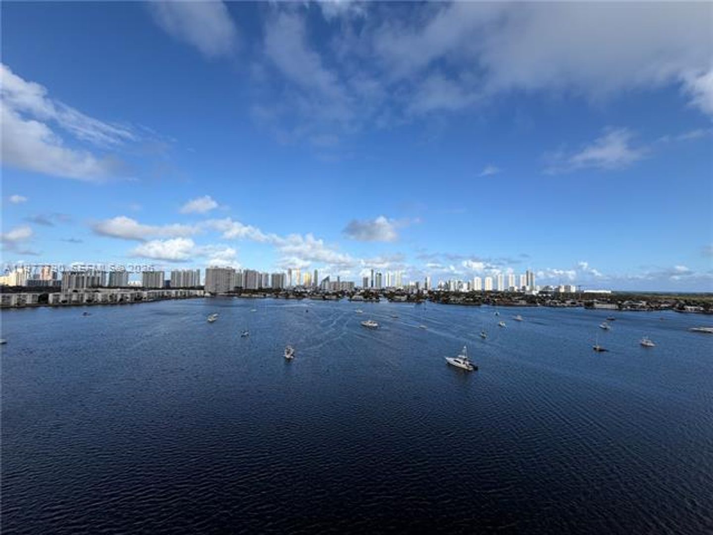 NORTH MIAMI BEACH Apartment: 17111 Biscayne Blvd # 1211