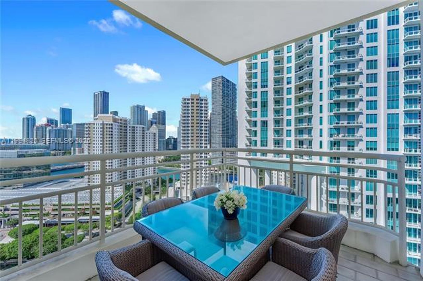 MIAMI Apartment: 888 Brickell Key Dr # 2201