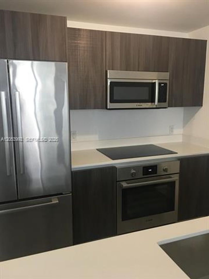 Miami Condo: 488 NE 18 St cu-809