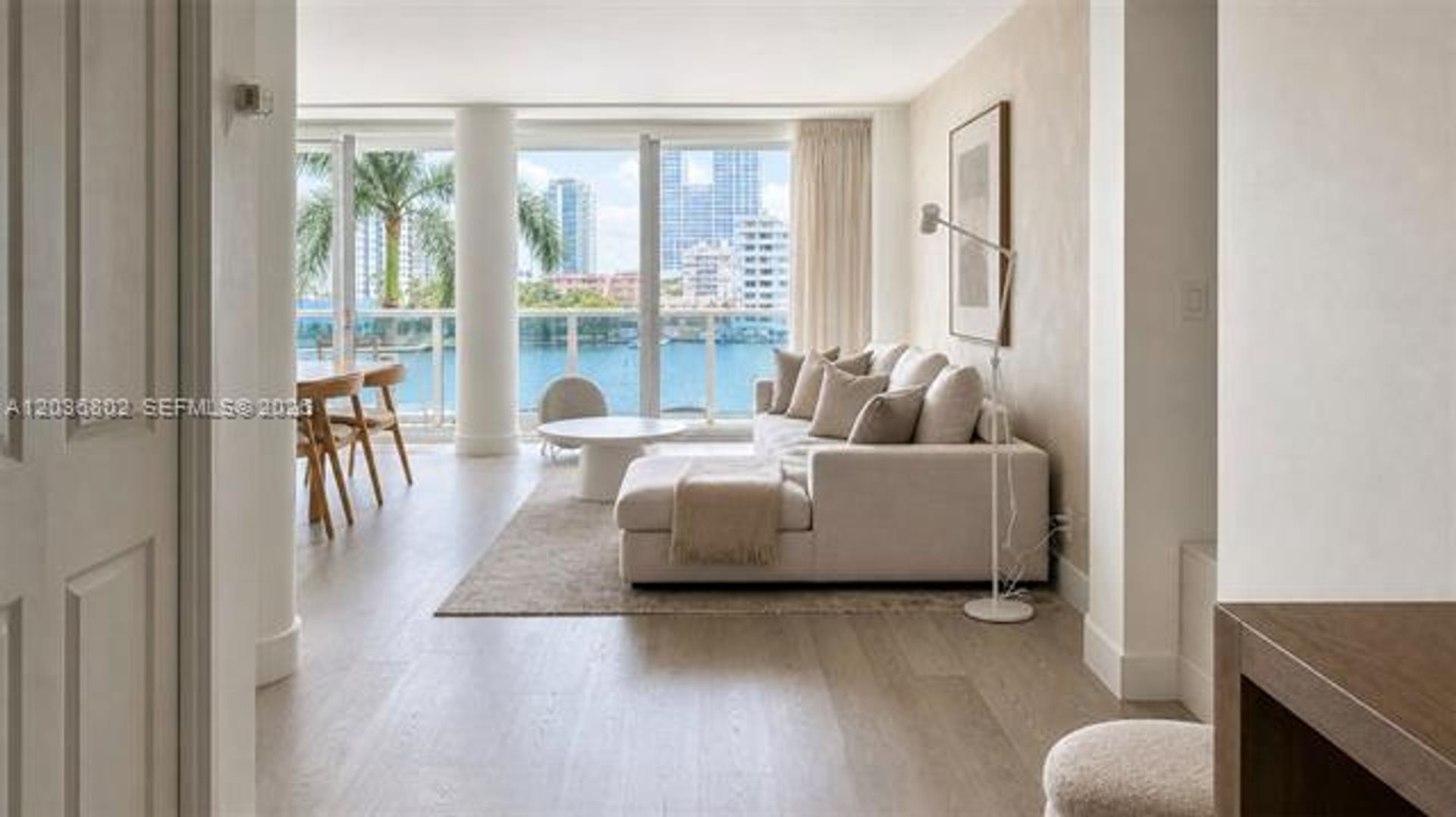 Miami Beach Condo: 900 Bay Dr # 424