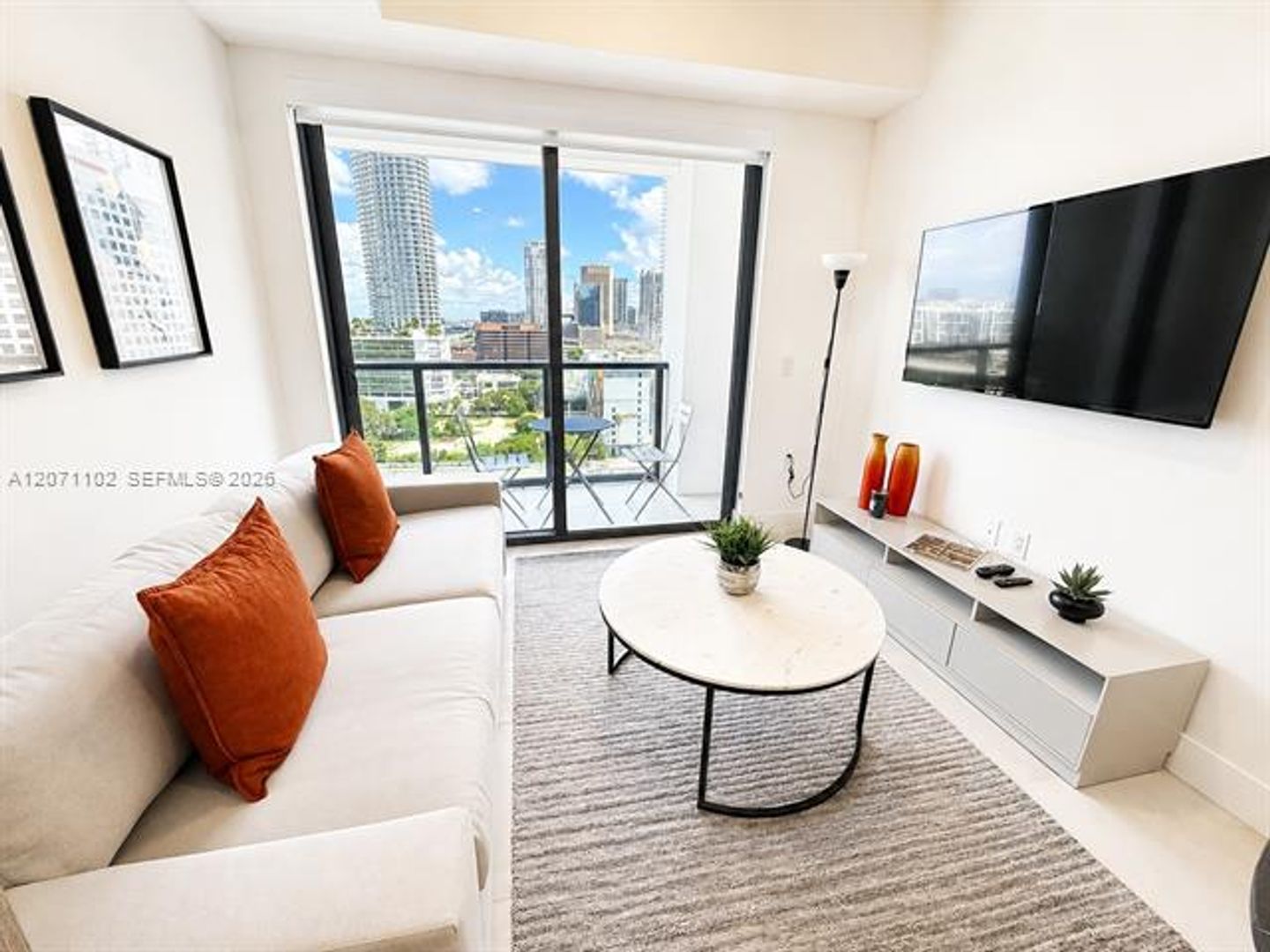 Miami Condo: 239 SW 9th St cu-1504