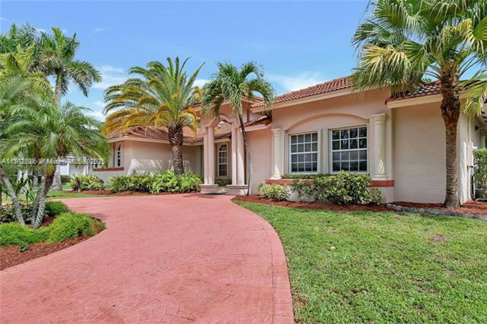 PALMETTO BAY House: 17117 SW 82nd Ct