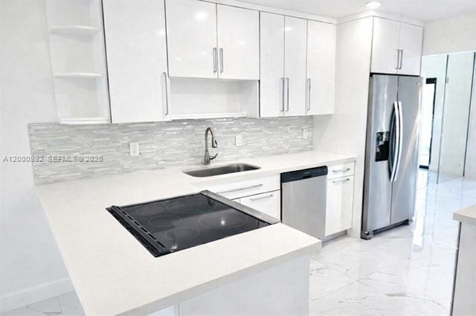 PLANTATION Apartment: 9723 N New River Canal Rd # 416