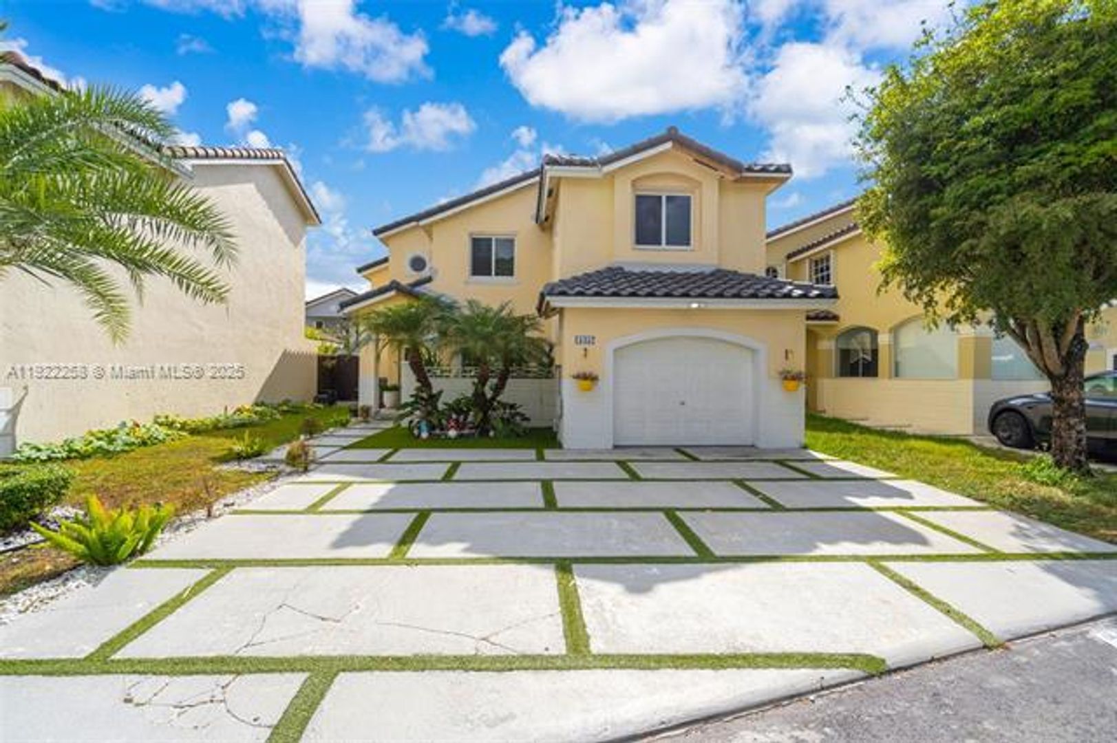 MIAMI House: 15452 SW 50th Ter #0