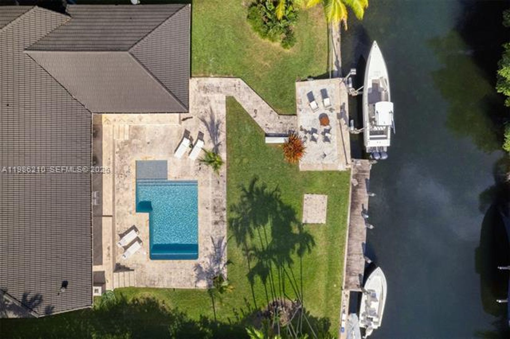 CORAL GABLES House: 7155 Los Pinos Blvd