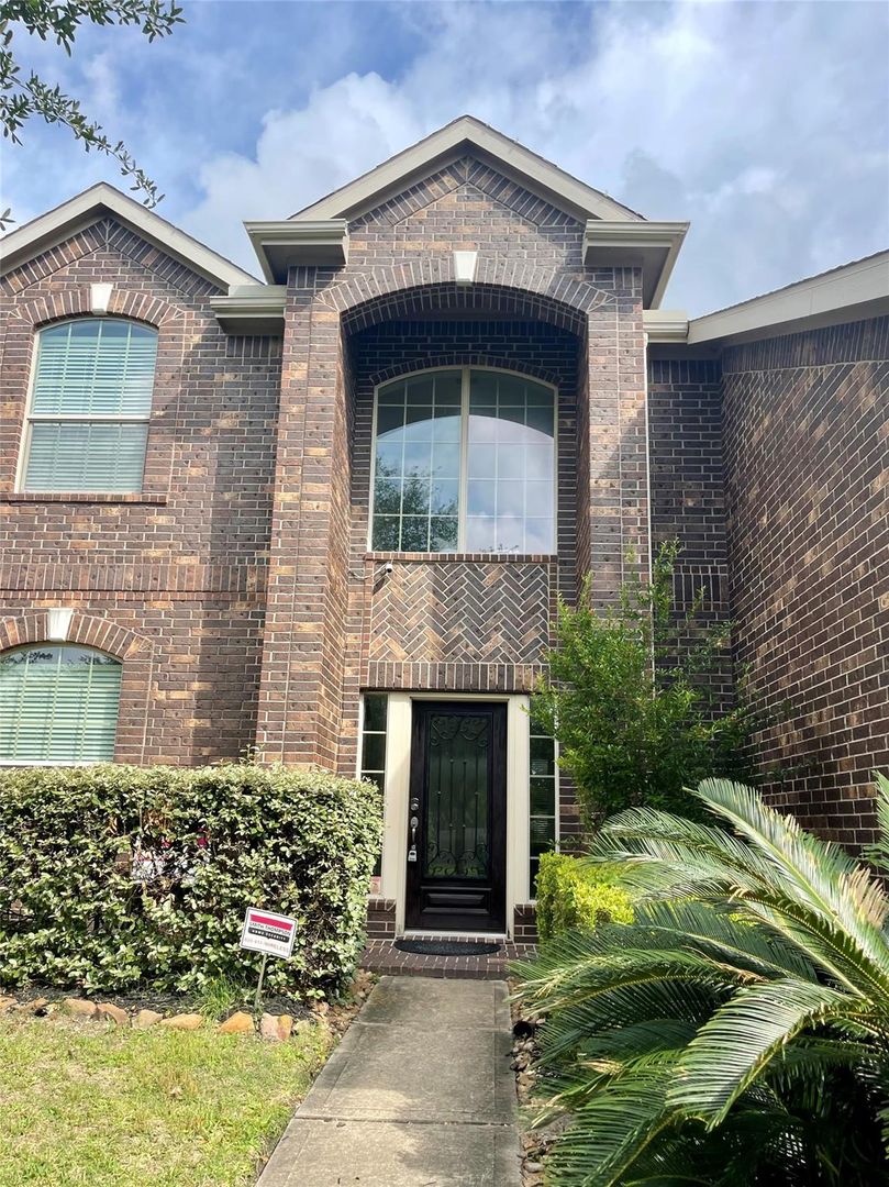 Porter House: 20801 Sheridan Heights Lane #0