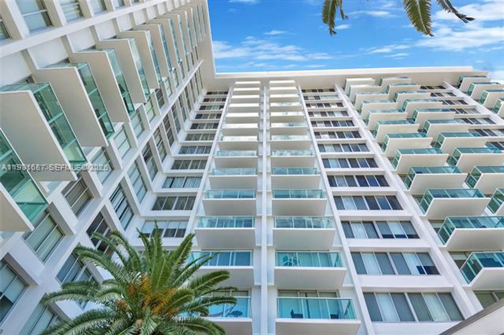 MIAMI BEACH Apartment: 1000 West Ave # 729