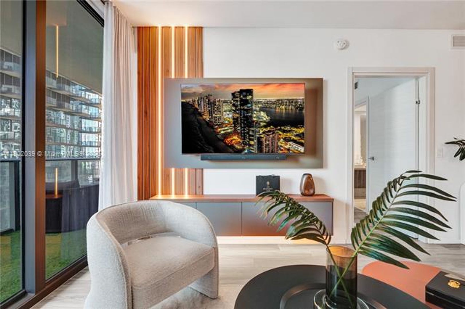 MIAMI Apartment: 801 S Miami Ave unit 2107