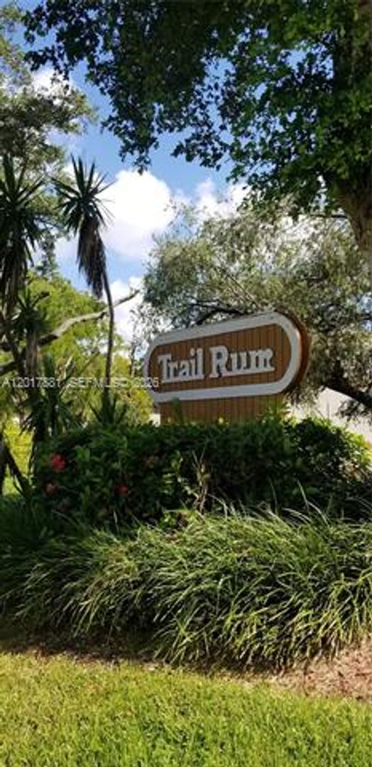 Miami Townhome: 13147 SW 11th Lane Cir