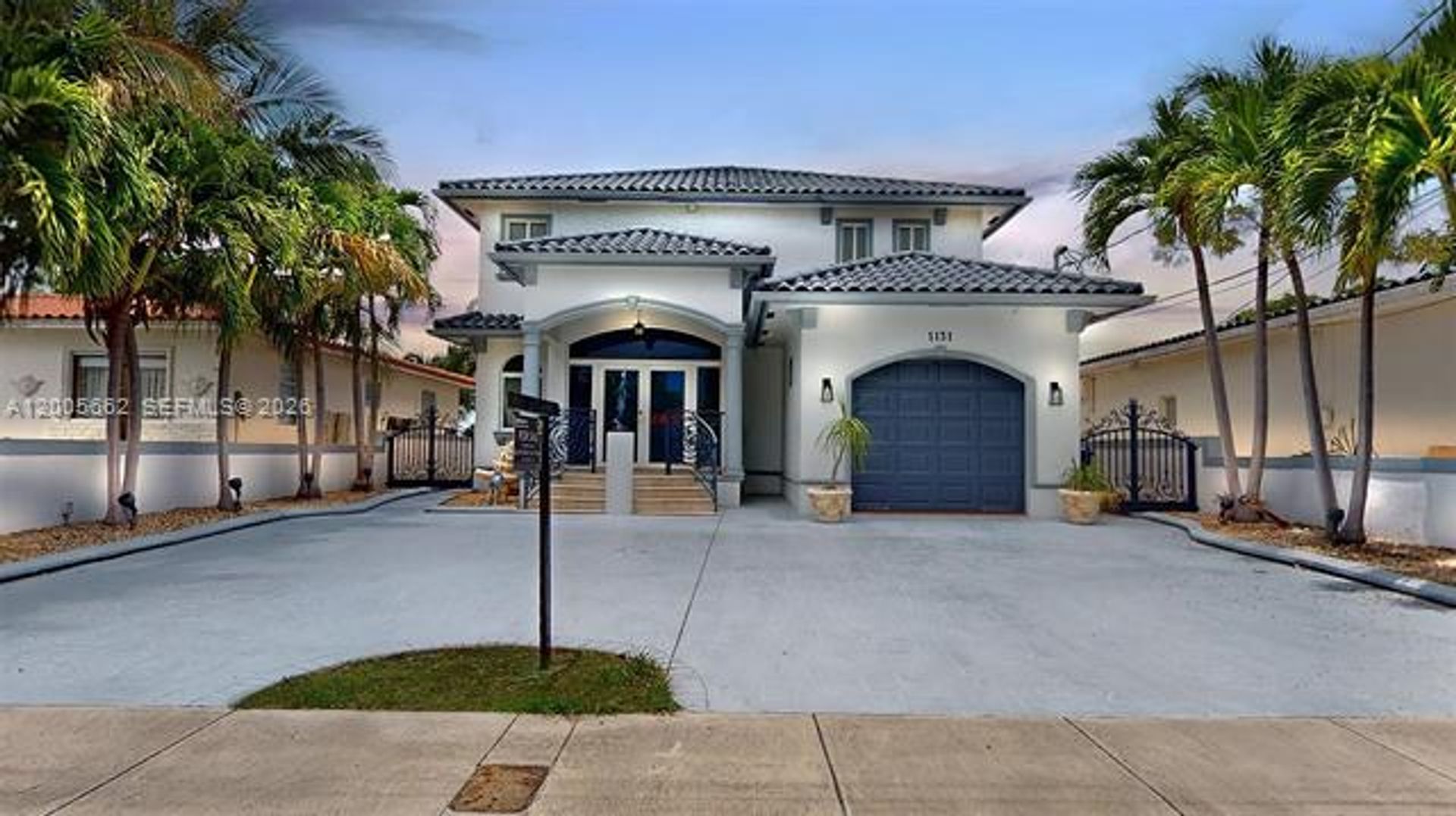 MIAMI BEACH House: 1131 Stillwater Dr #0