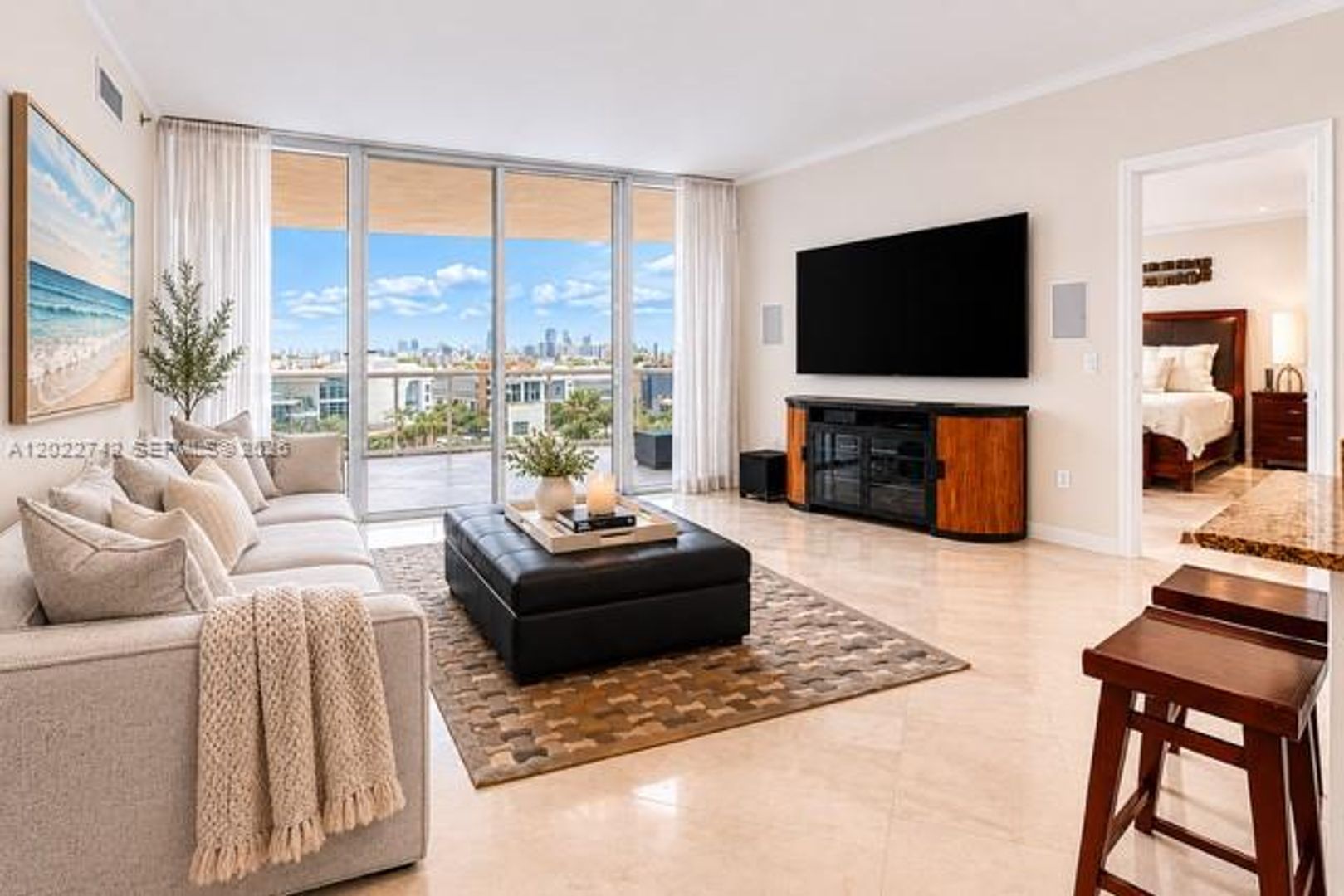 Miami Beach Condo: 400 Alton Rd # 907