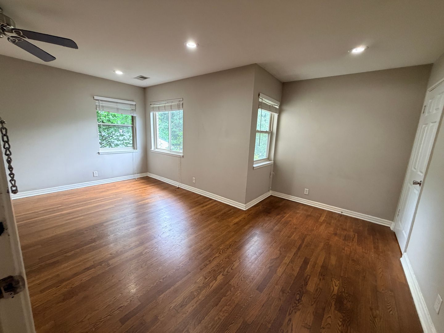 Birmingham Apartment: 1008 Broadway Street