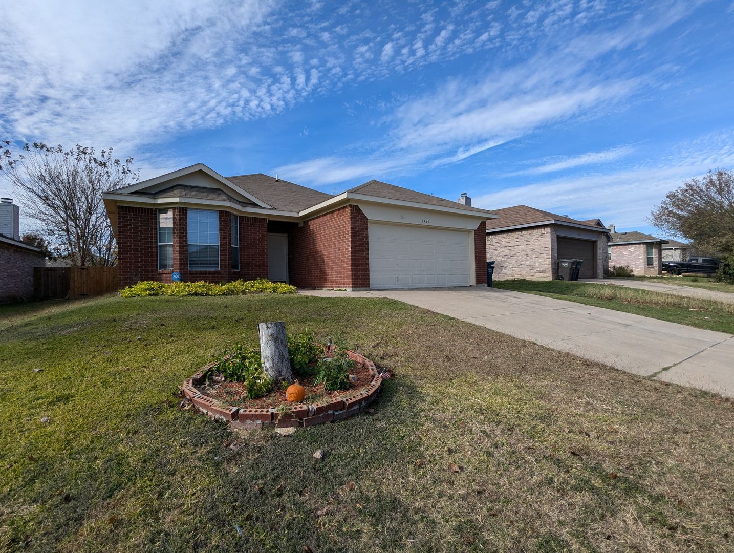 Fort Worth House: 6425 Rainwater Way