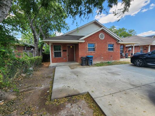3 Bedroom Duplex near Downtown Fort Worth. – photo 1