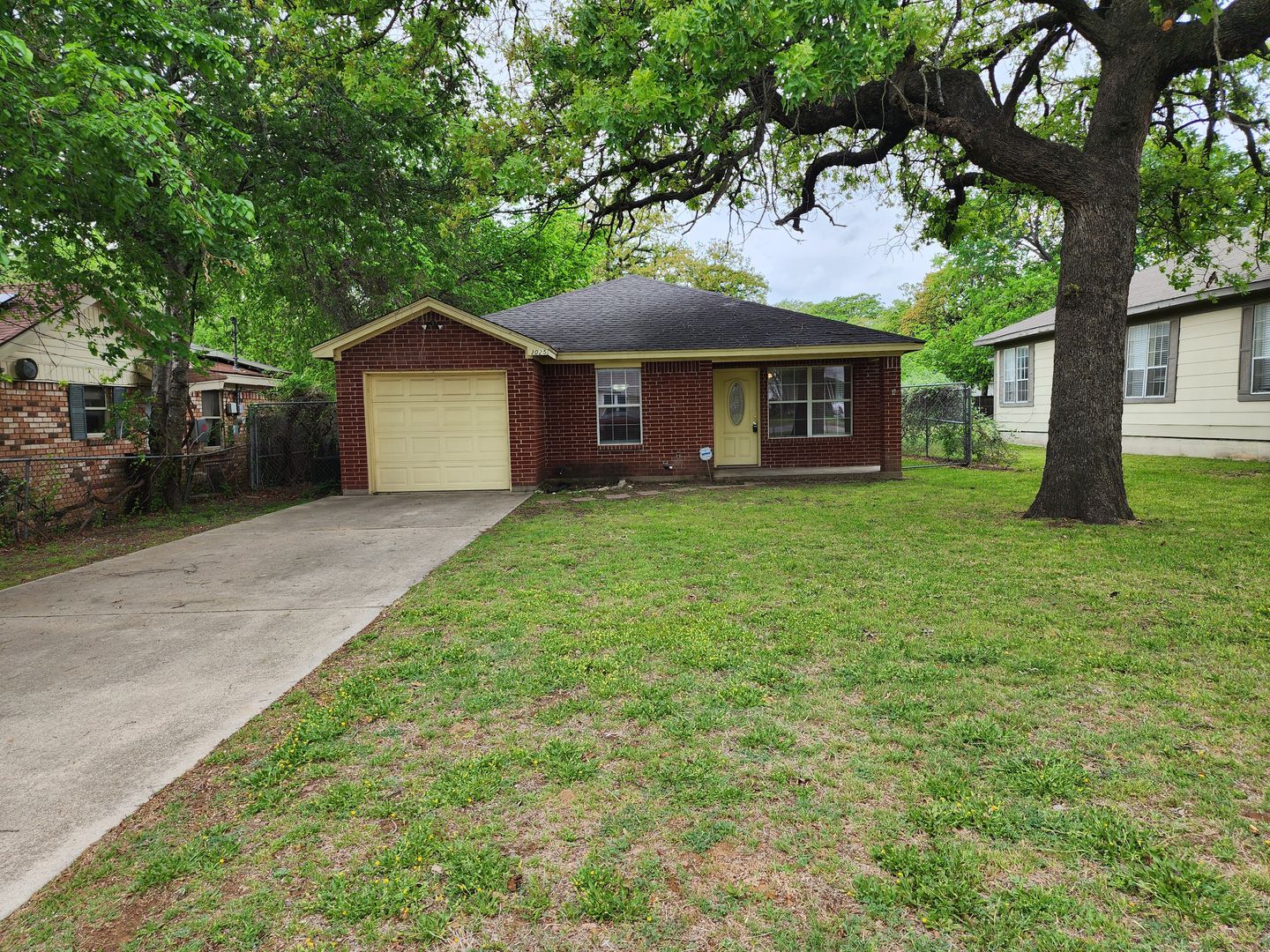 Lake Worth House: 3025 Pueblo Trl.