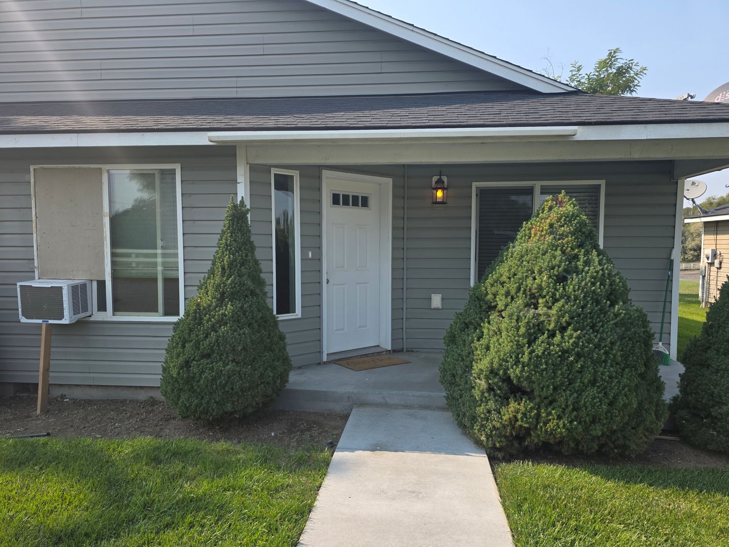 Moses Lake House: 10748 Road 4 NE #6