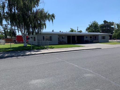 2 Bed 1 Bath Rental at 604 A Street, Moses Lake, WA – photo 1