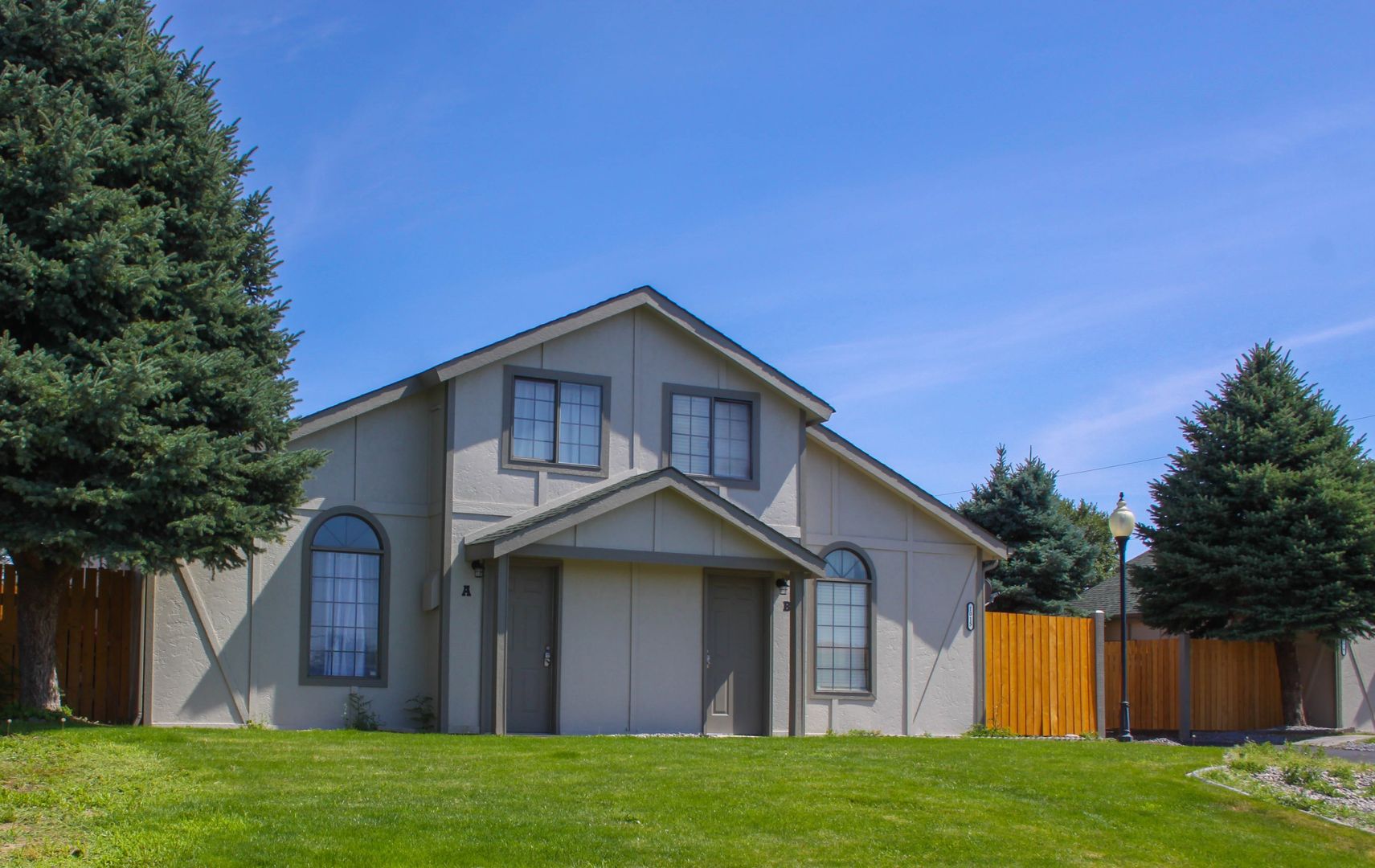 Moses Lake Apartment: 1027 S Juniper