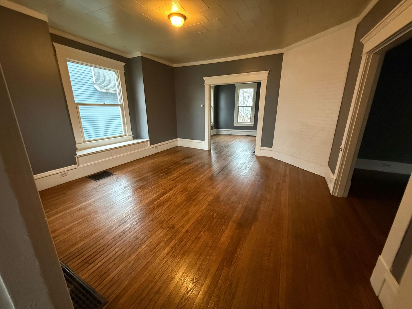 Newark House: 103 Dewey Ave