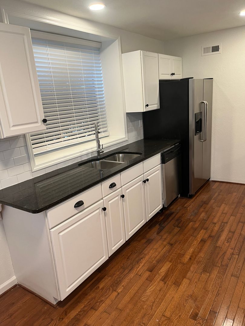 Birmingham Apartment: 2721 Hanover Circle