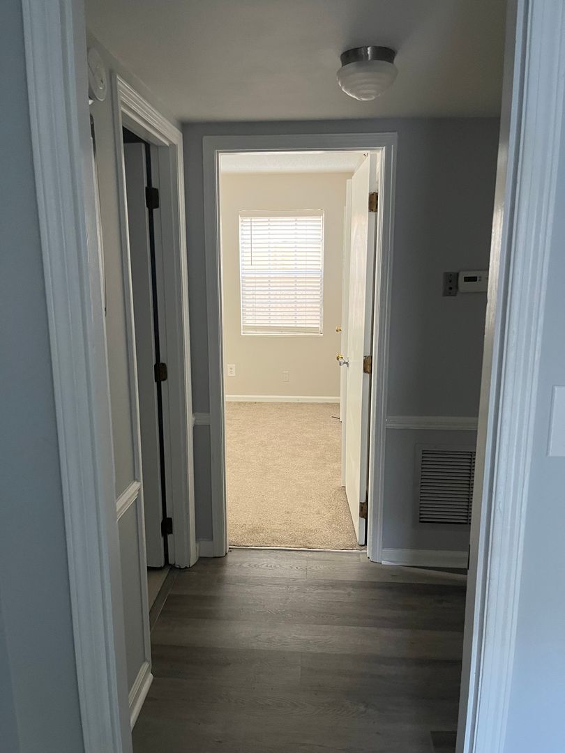 Birmingham Apartment: 8925-8929 Roebuck Blvd.