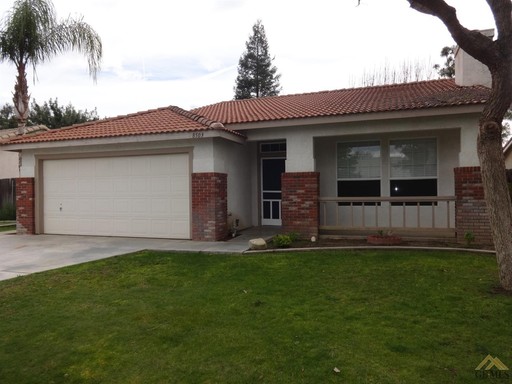 AVAILABLE NOW REFRESHING RIVER LAKES RENTAL – photo 1
