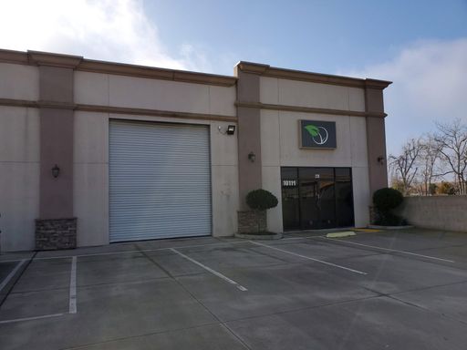 Commercial Space for Lease – Office with warehouse 2100sqft – photo 1