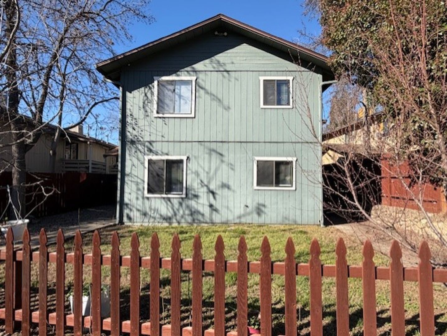 Jamestown House: 10680-A Tenth Avenue