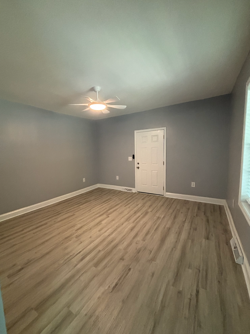 131 Dixon Circle 5 of 7