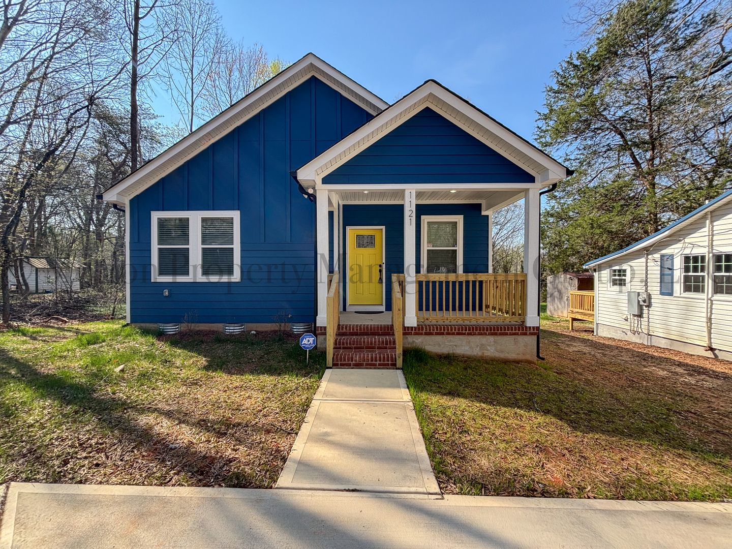 Statesville House: 1121 Wilmington Ave