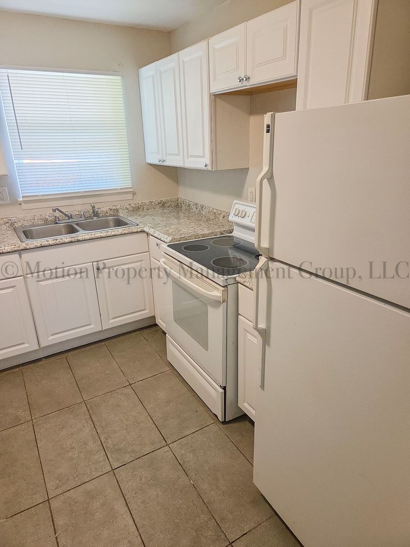 Atlanta Apartment: 1595 Carlisle St NW