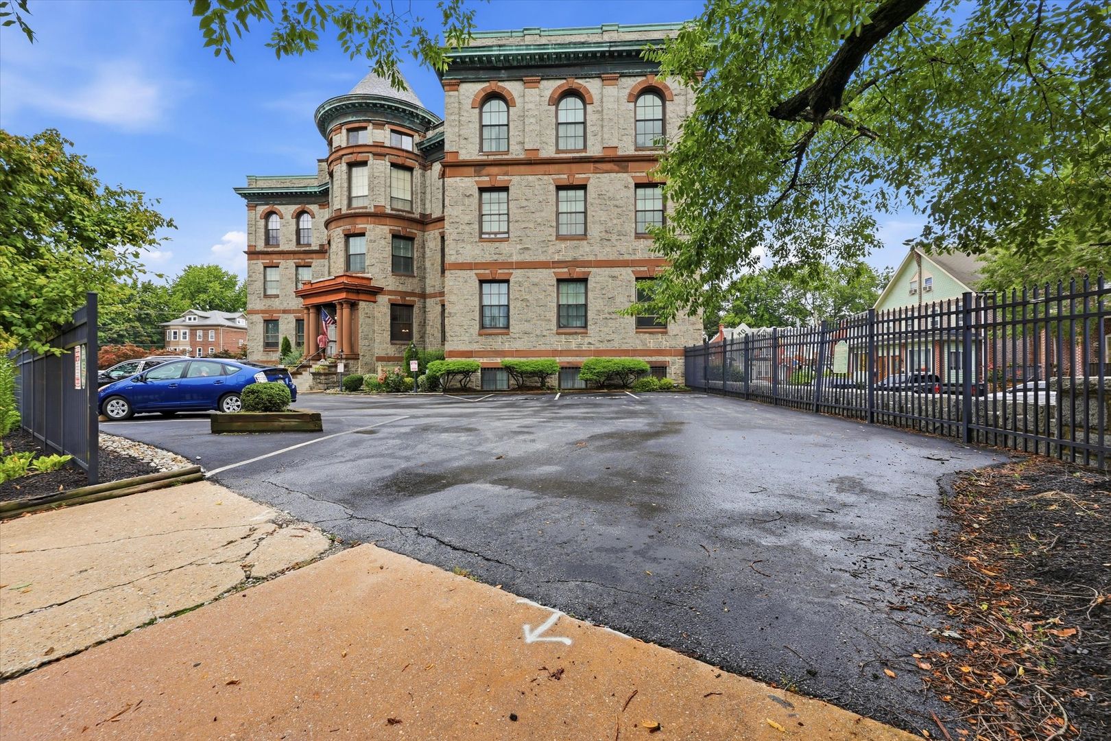 Wilmington Condo: 2400 Baynard Bvld