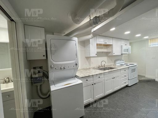 610 S. Loomis Avenue #B – photo 1