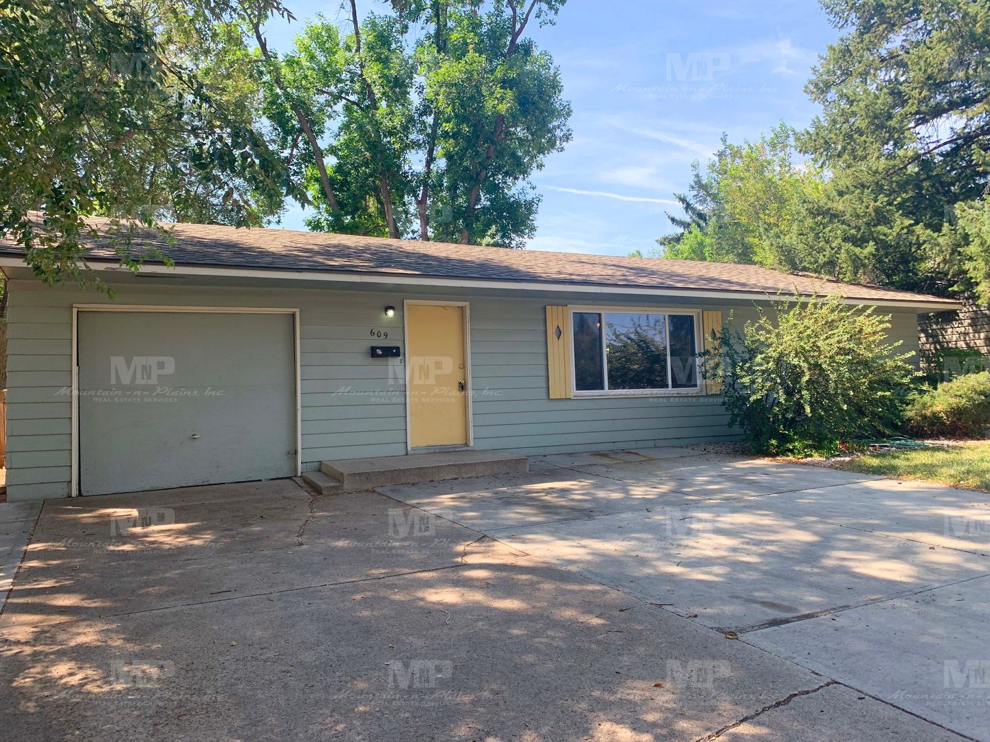 Fort Collins House: 609  West Prospect Road