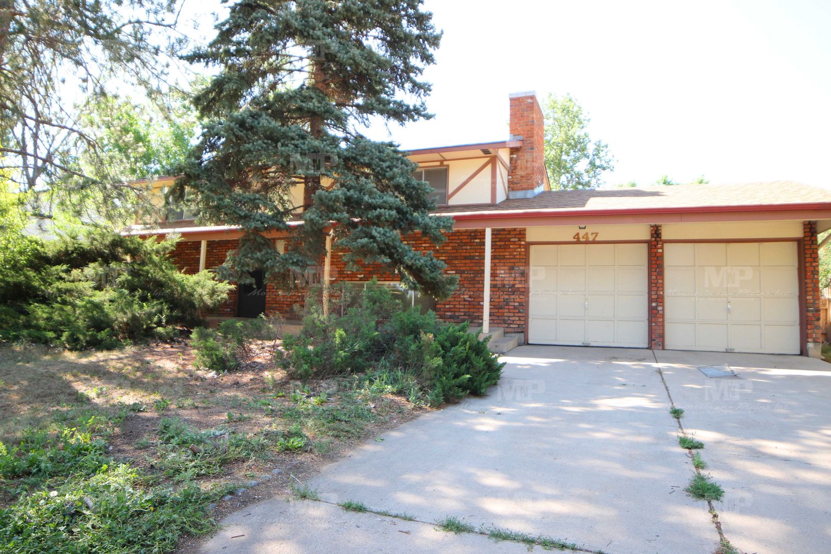 Fort Collins House: 447 W Swallow Road