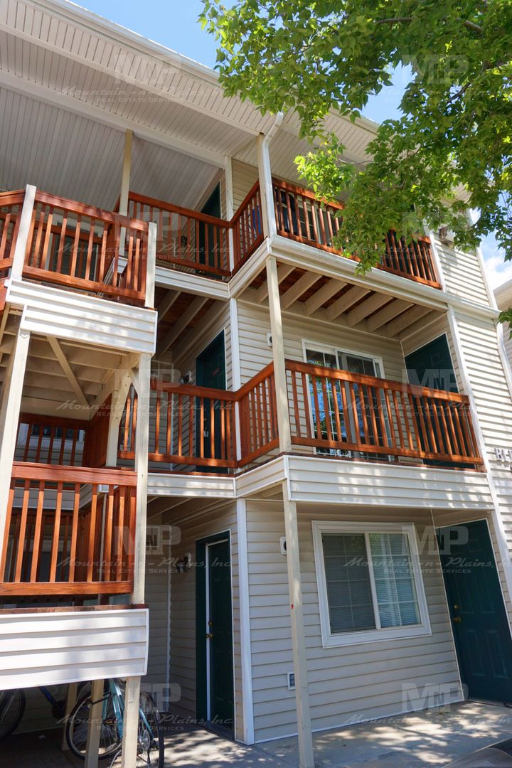 Fort Collins Condo: 1221 University Avenue B204