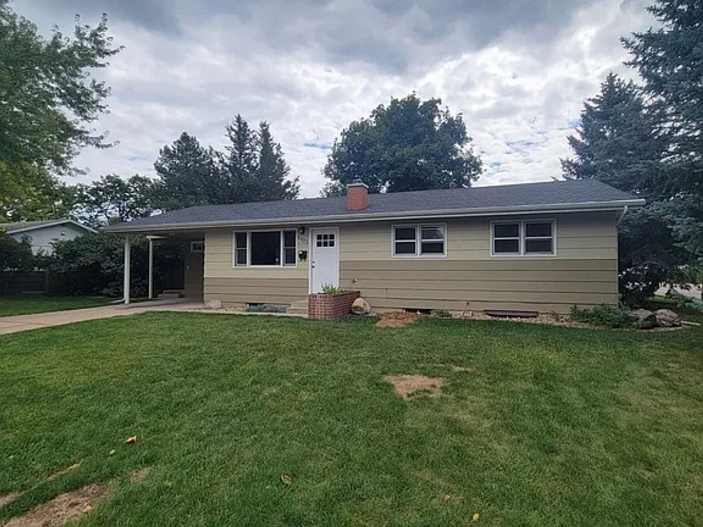 Fort Collins House: 1321 Lakewood Drive