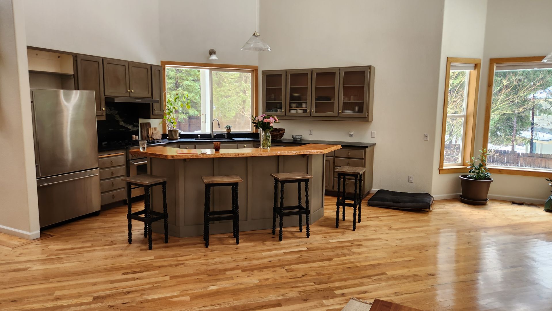 Nevada City House: 12474 Valley View Rd