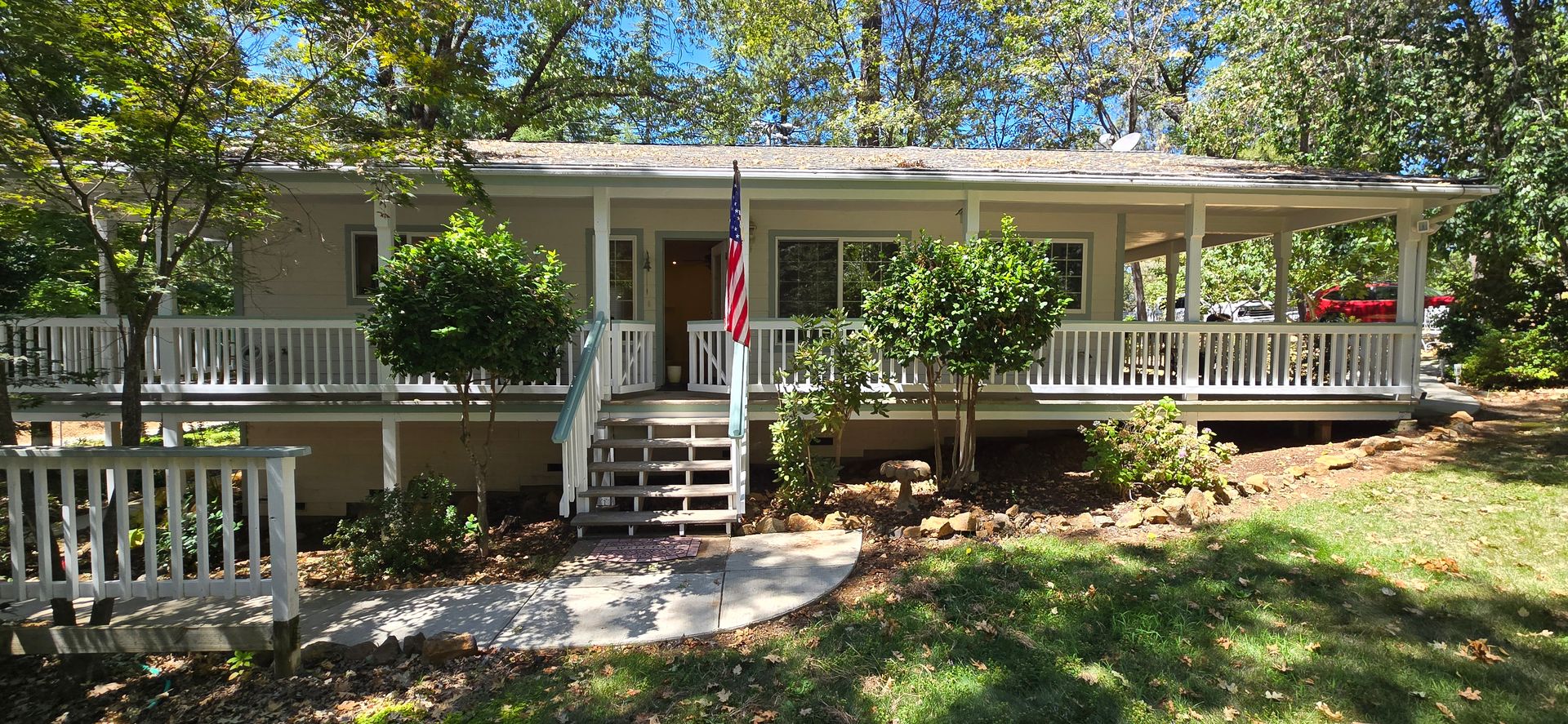 Grass Valley House: 10275 Owl Road