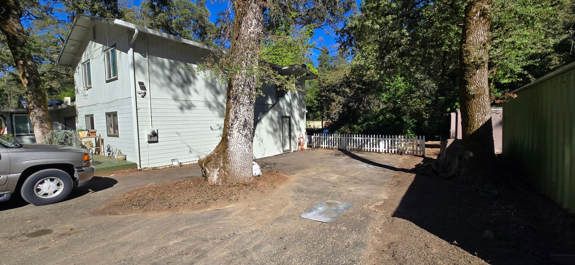 Grass Valley House: 15871 Little Valley