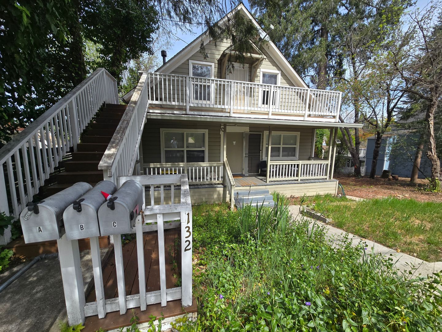 Grass Valley Apartment: 132 Race St