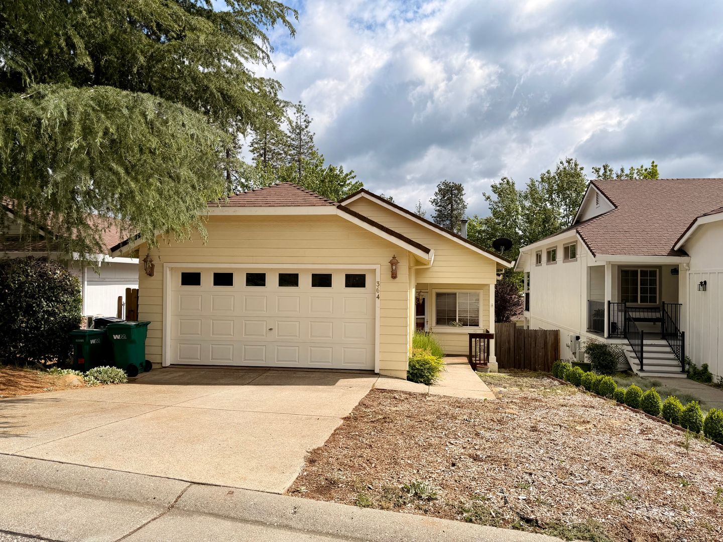 Grass Valley House: 364 Vistamont Dr