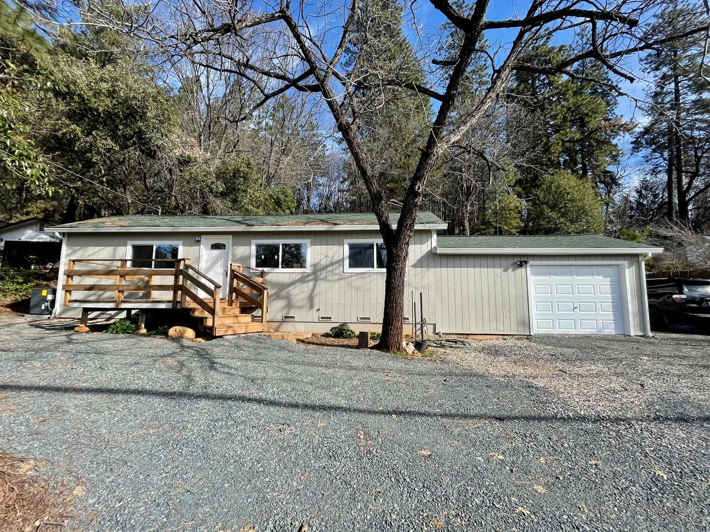 Grass Valley House: 12909 La Barr Meadows Rd