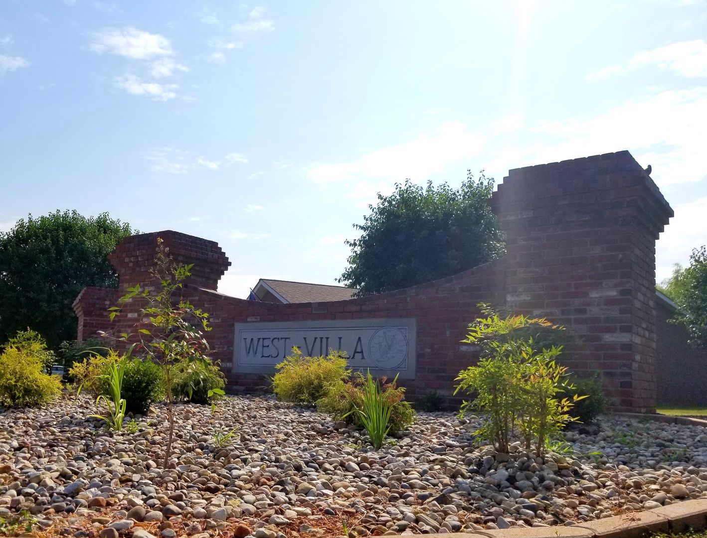 Marion Apartment: 3200 Mark Twain Avenue