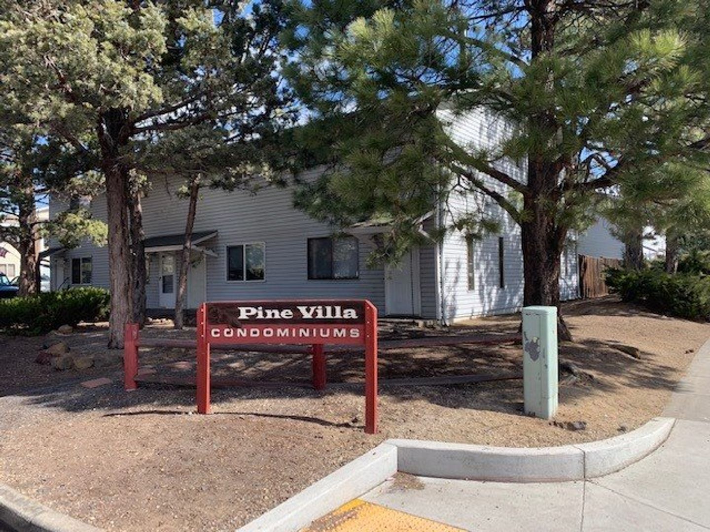 Bend House: 1630 SE Tempest Dr Unit 11