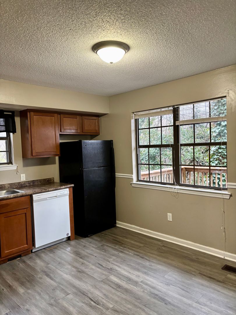Chattanooga Apartment: 426 Sioux Trail