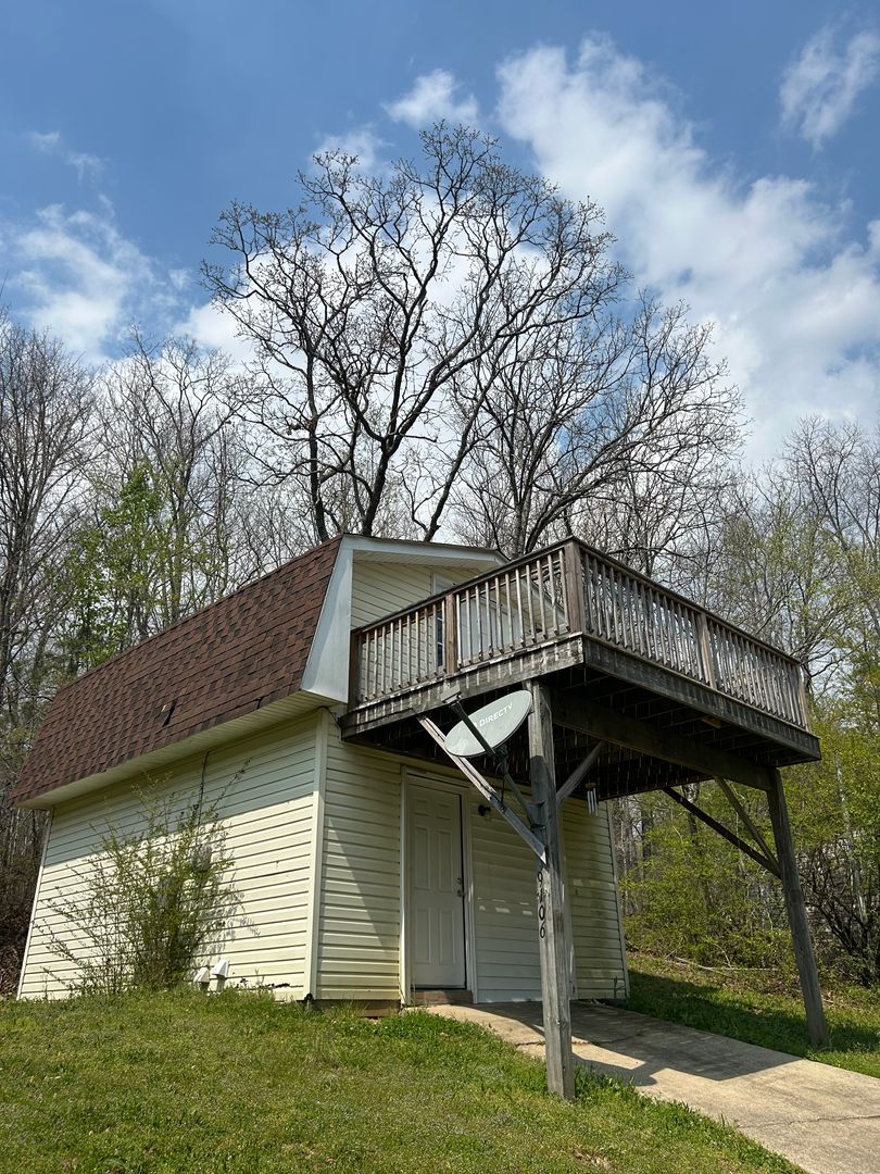 Chattanooga House: 9106 Almond Ridge Rd