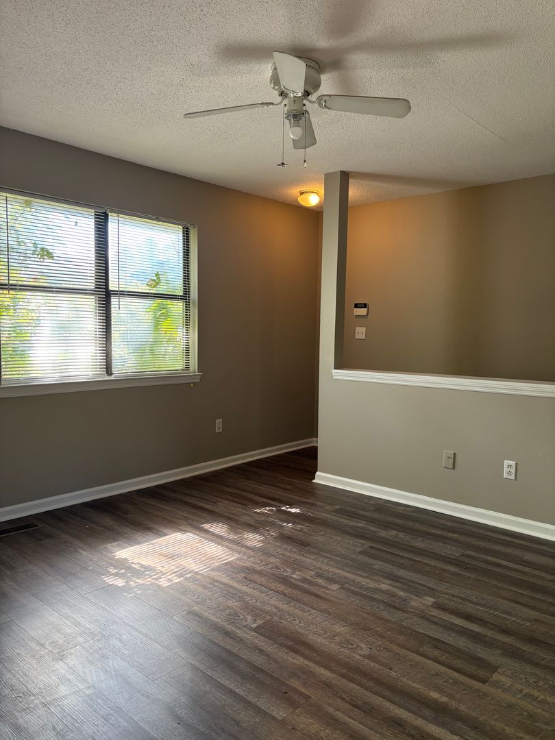 Chattanooga Apartment: 420 Sioux Trl
