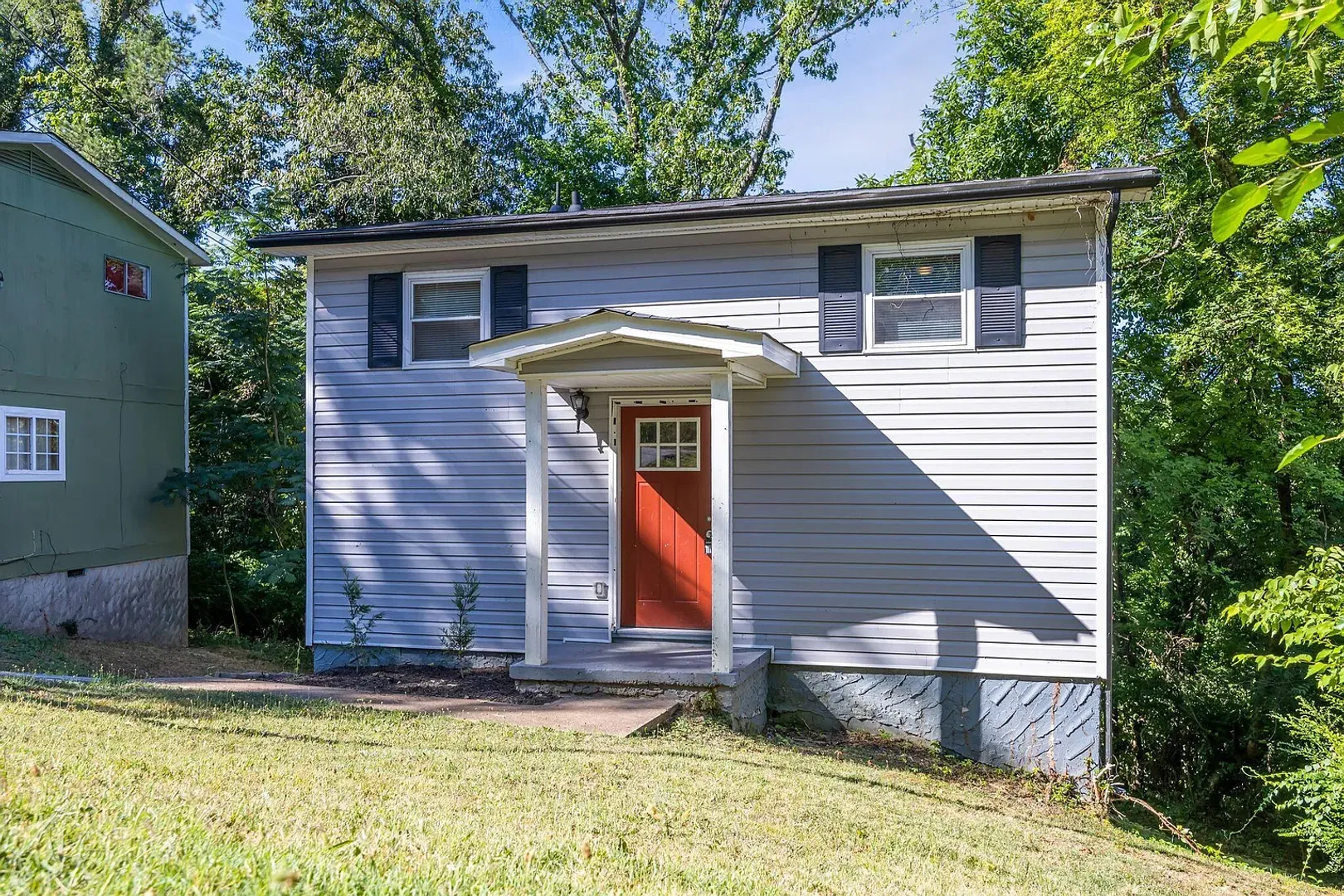 Chattanooga House: 628 Sylvan Dr